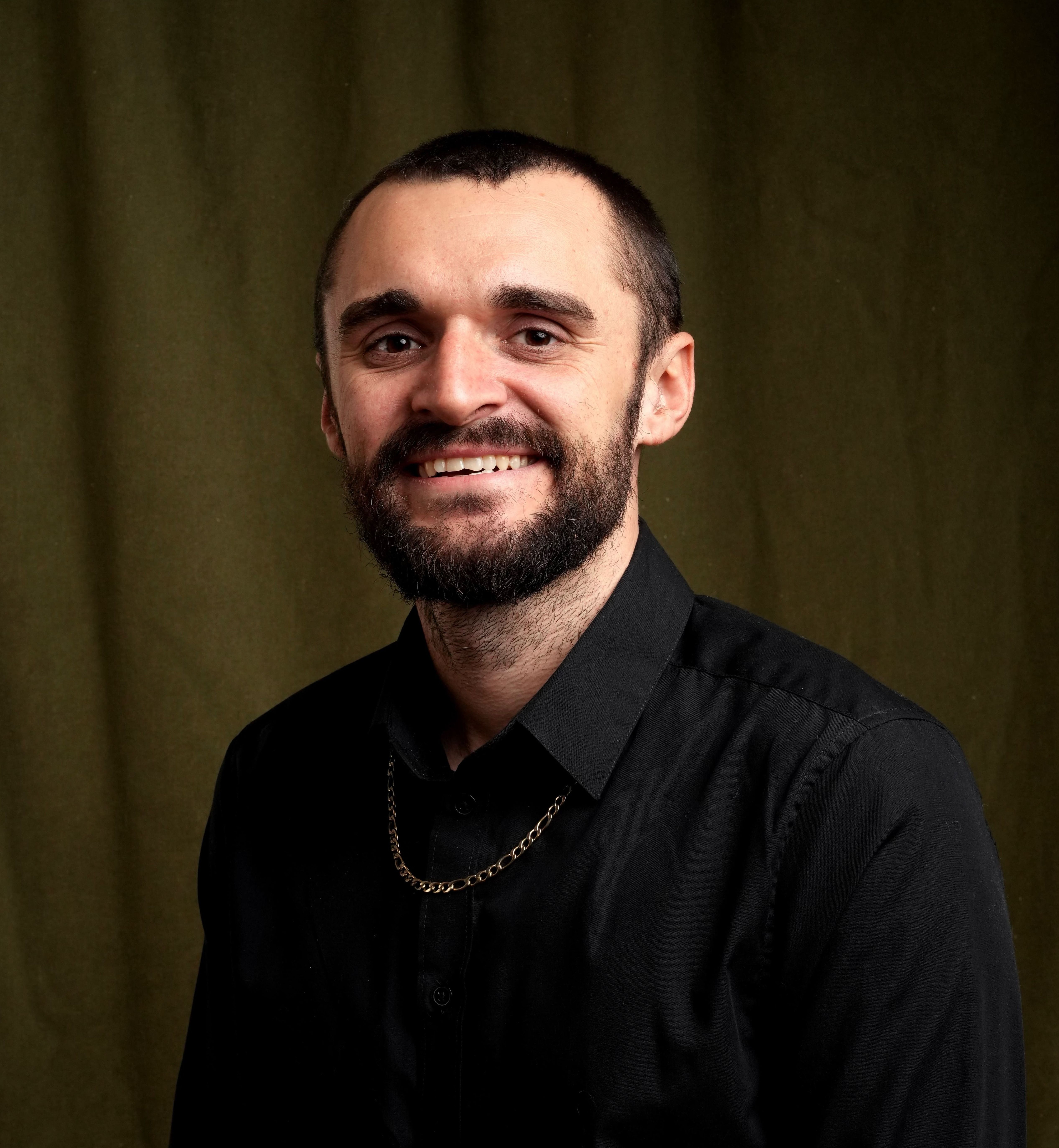 Shayne Oronoz-Garrett, Founder & CEO of Oronoz Landscaping
